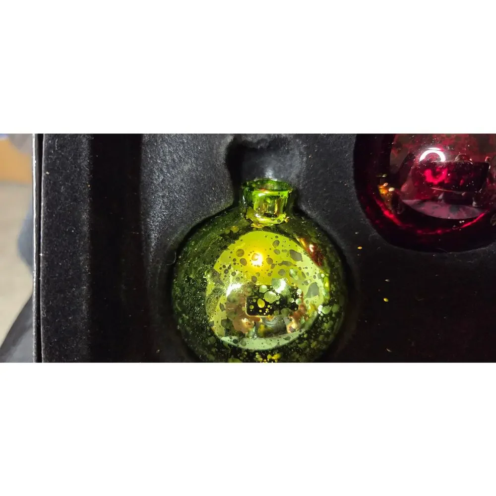 Robert Stanley Ornaments Home Collection